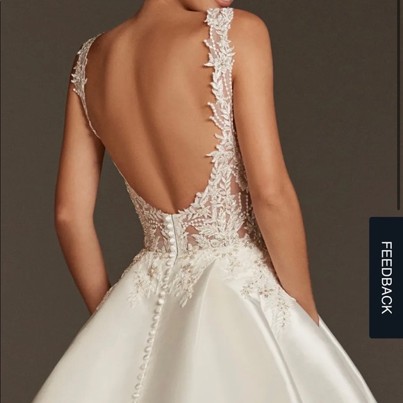 Pronovias Virgo Bridal Dress - Picture 4 of 8